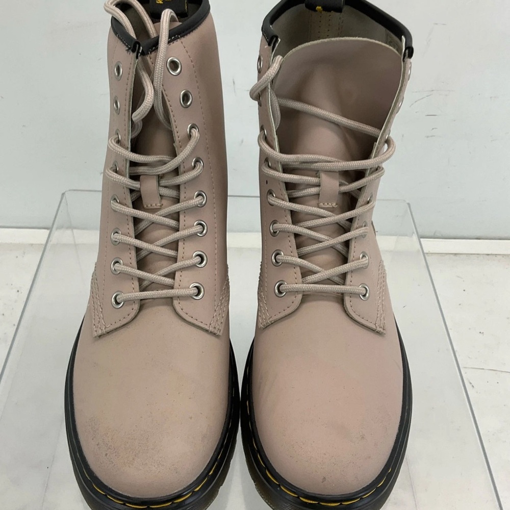 Dr. Martens Pinkie/beige Lace Up Boots